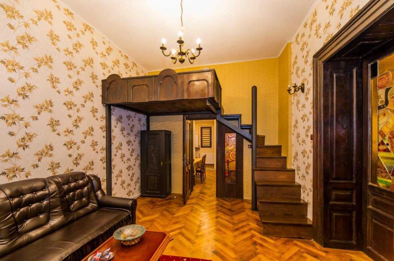 Aristocrat Vintage Apartment Μπρασόβ Εξωτερικό φωτογραφία
