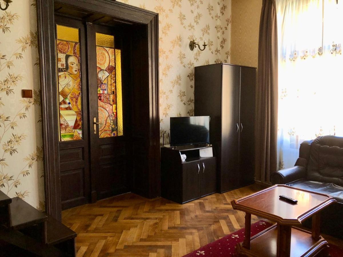 Aristocrat Vintage Apartment Μπρασόβ Εξωτερικό φωτογραφία
